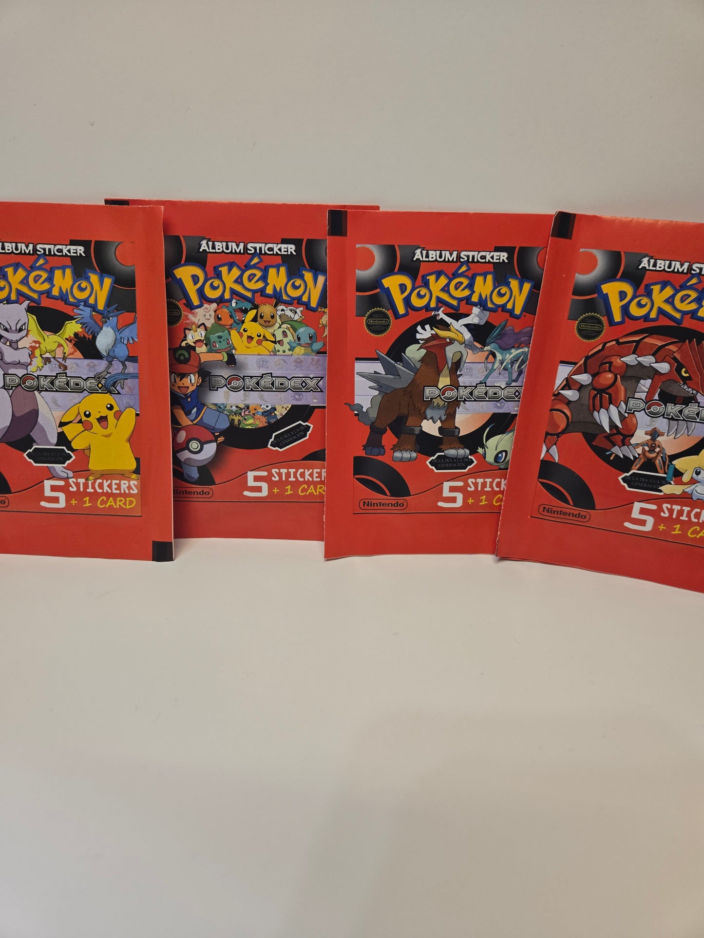 Pokémon Album Sticker Pokedex Pack Red
